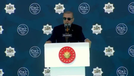 Cumhurbaşkanı Erdoğan Malazgirt Zaferi’nin 954. yıl dönümünde: “Bu topraklarda kıyamete kadar var olacağız”