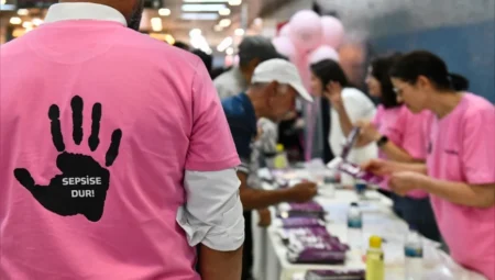 Ankara Büyükşehir’den Dünya Sepsis Günü’nde Kızılay’da farkındalık etkinliği